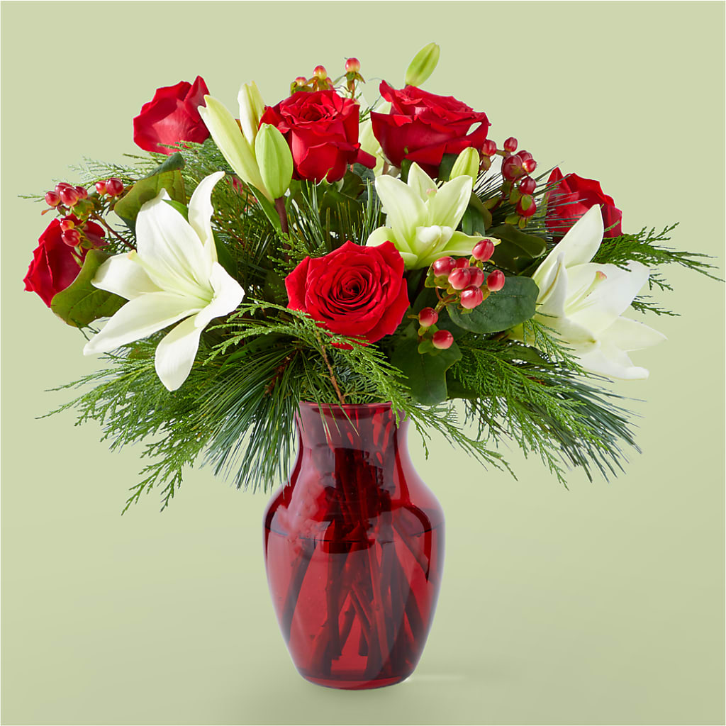 Evergreen Delight Bouquet – Flowers By Marianne, Newburyport MA