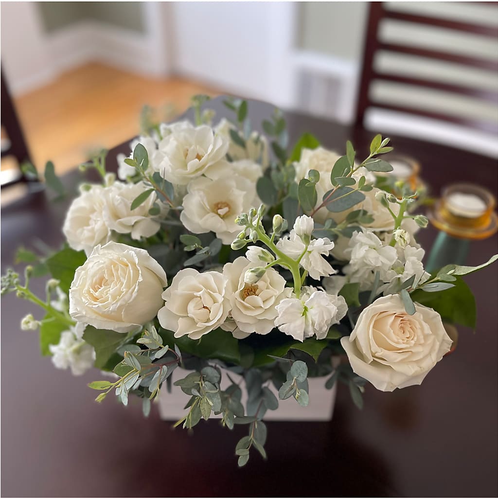 Fresh Linen Box Bouquet –  Flowers By Marianne, Newburyport MA