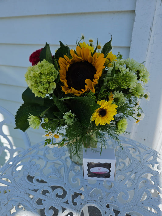 Summer Garden  Deal of the day with fudge