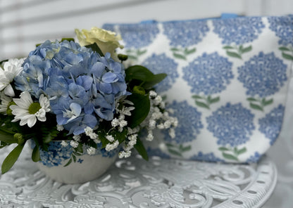 Token of Appreciation Bouquet w/ Lunch Bag –  Flowers By Marianne, Newburyport MA