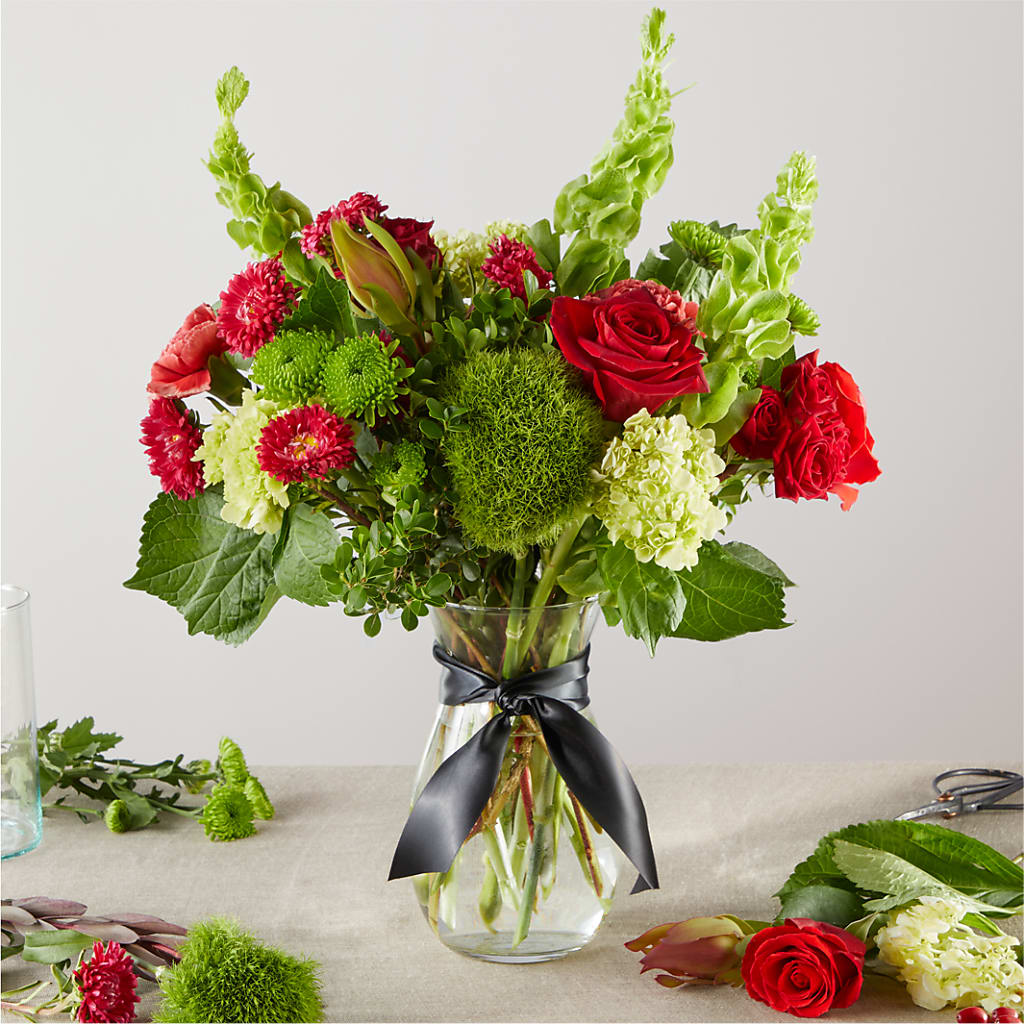 Heritage Kindle – A Florist Original –  Flowers By Marianne, Newburyport MA
